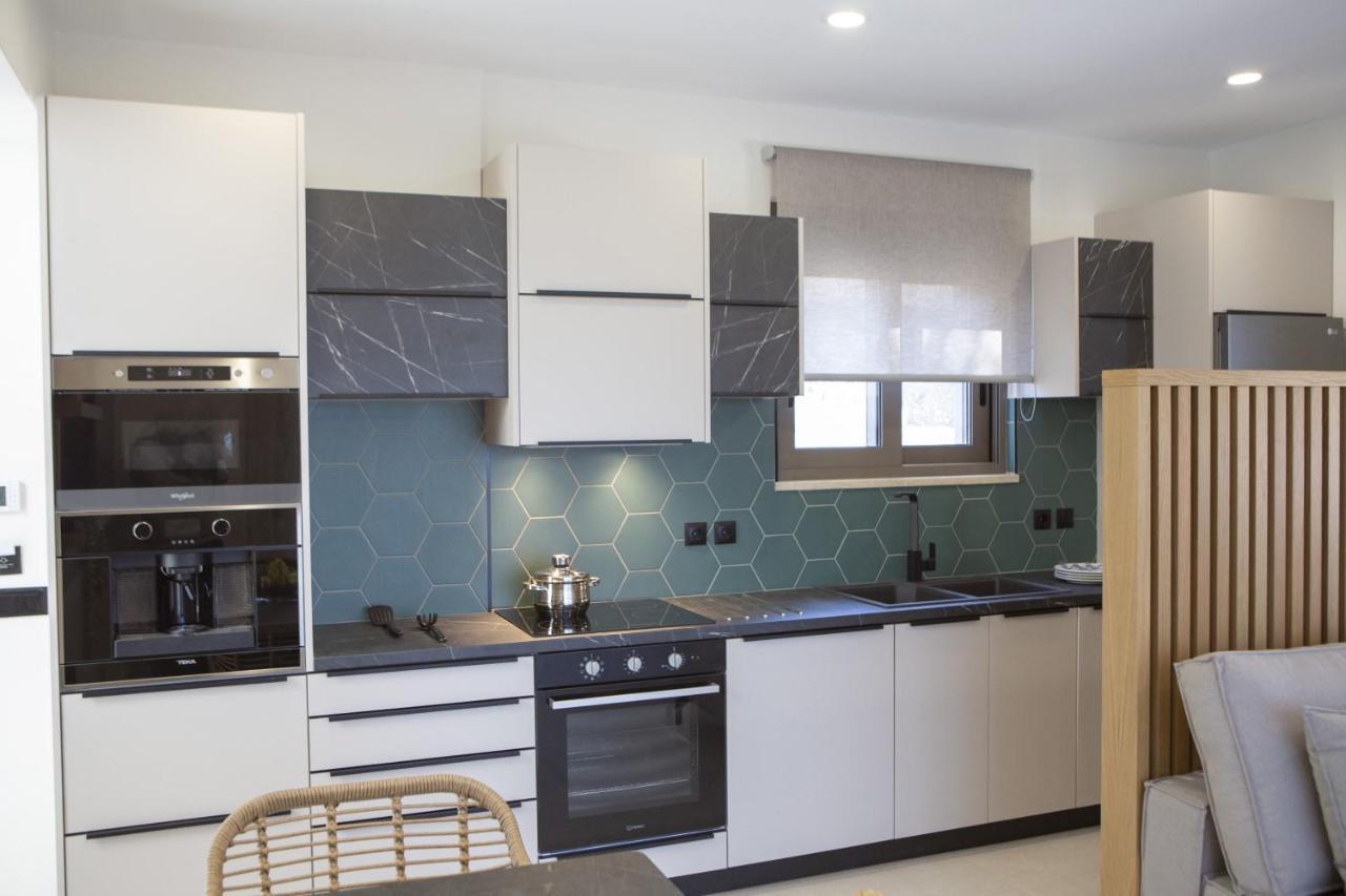 Inorato - Luxury Villa With Private Swimming Pool Kalamítsi 외부 사진