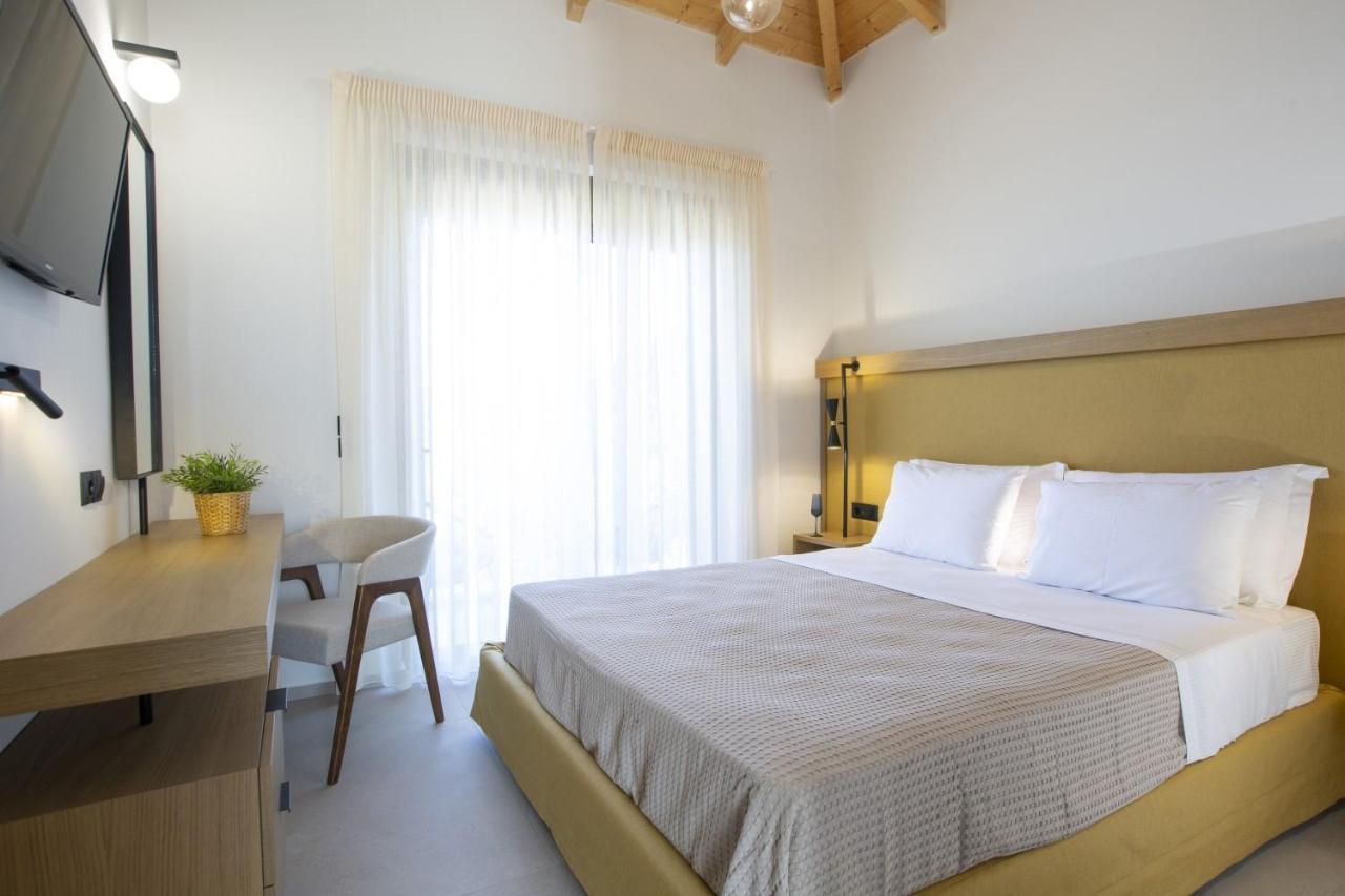 Inorato - Luxury Villa With Private Swimming Pool Kalamítsi 외부 사진